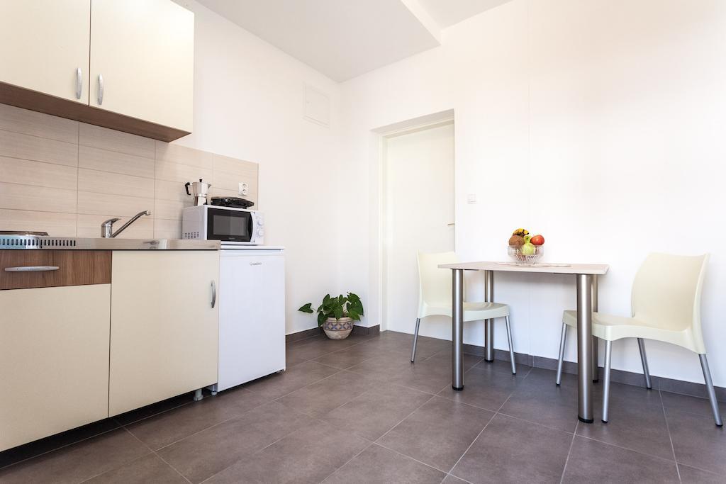 Beach Apartments Rafael Ζαντάρ Δωμάτιο φωτογραφία